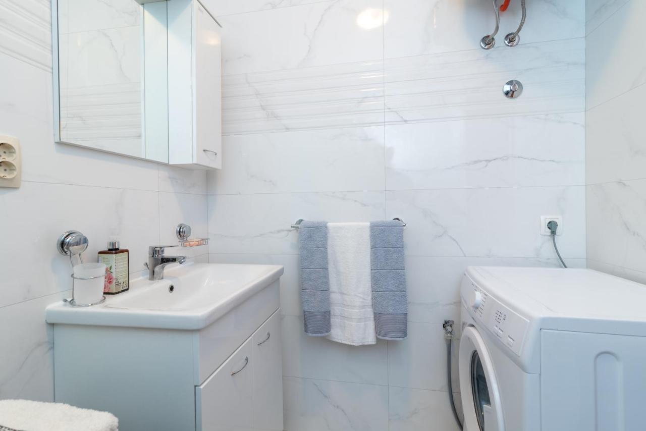 Apartman Dildo Apartment Trogir Exterior photo